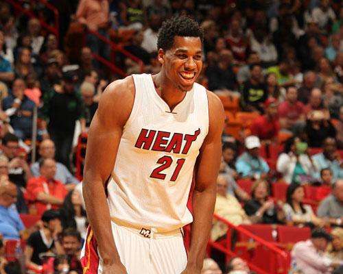 规模与活跃 规模与活跃